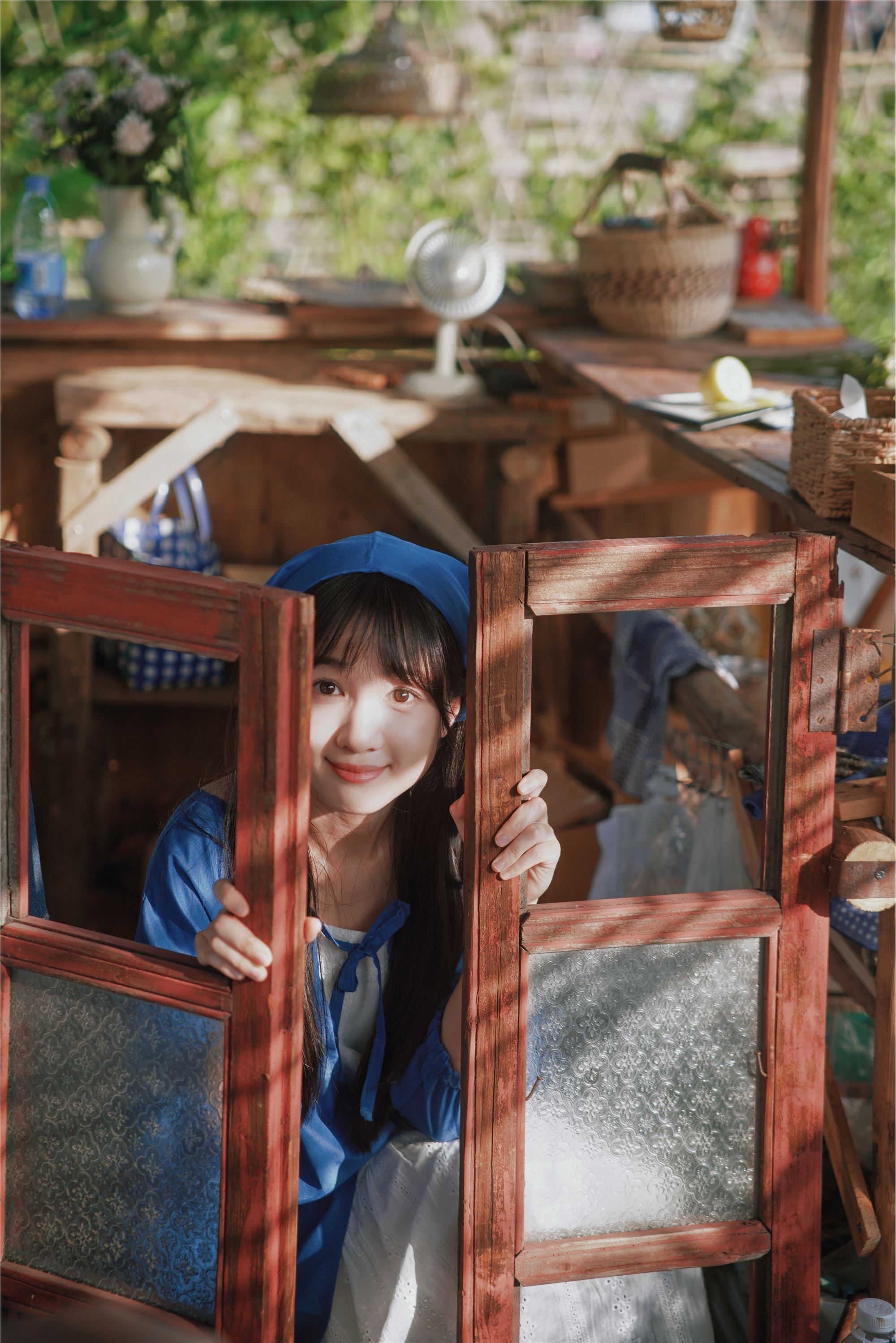 YITUYU艺图语 2025.01.08 田园暮歌，花裙少女之韵 巨大王